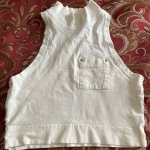 Basics Crop Size Small